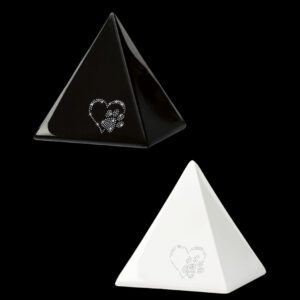 Pyramiden glasiert mit hochwertigen Kristallen